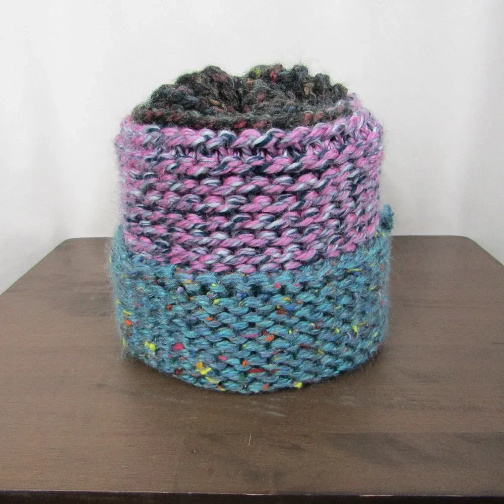 Women's | Crocheted | Stocking Hat | Warm - Picture 3 of 3